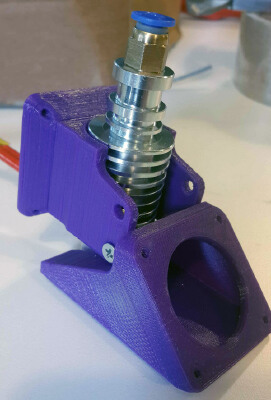 E3D V5 Hot End Fan Mount & Integrated cooler | 3d print model