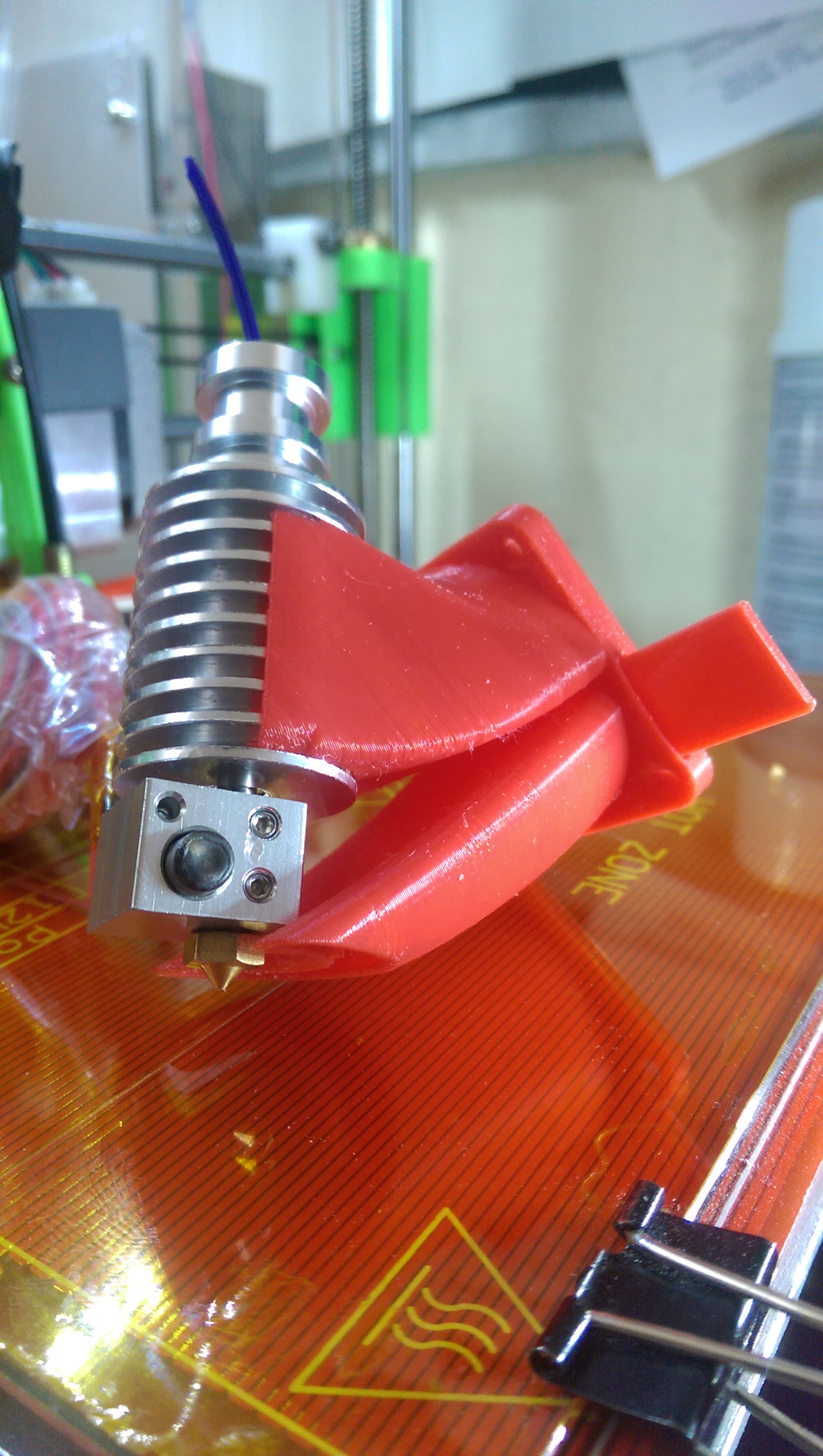 Adjustable 2-in-1 fan duct: extruder and filament cooler for E3D V6