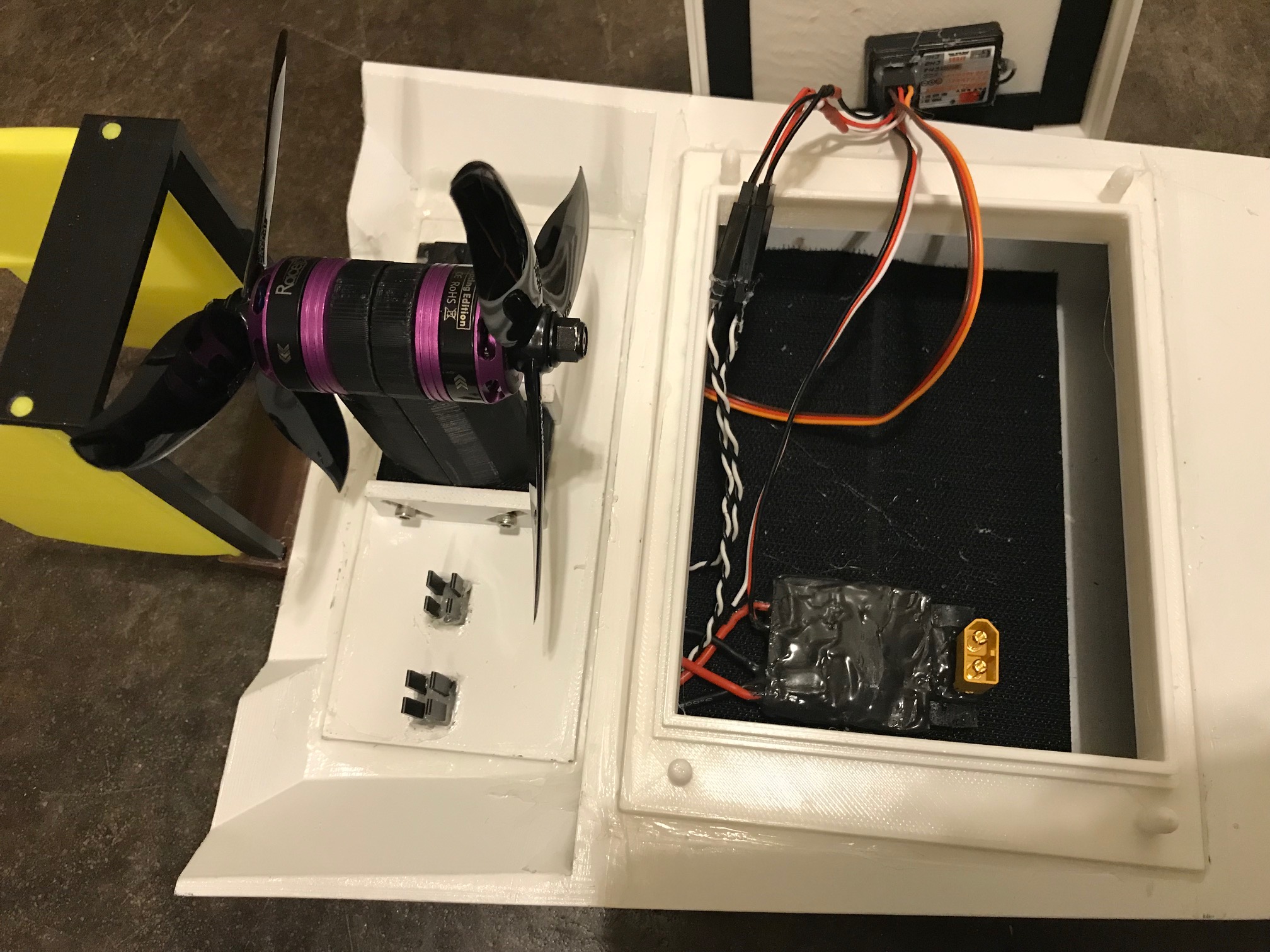 Adjustable Thrust Angle Airboat