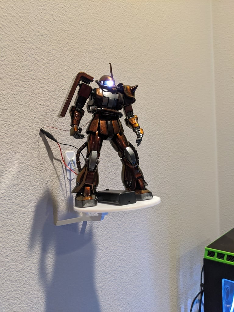 Gundam Wall Mount with Platform