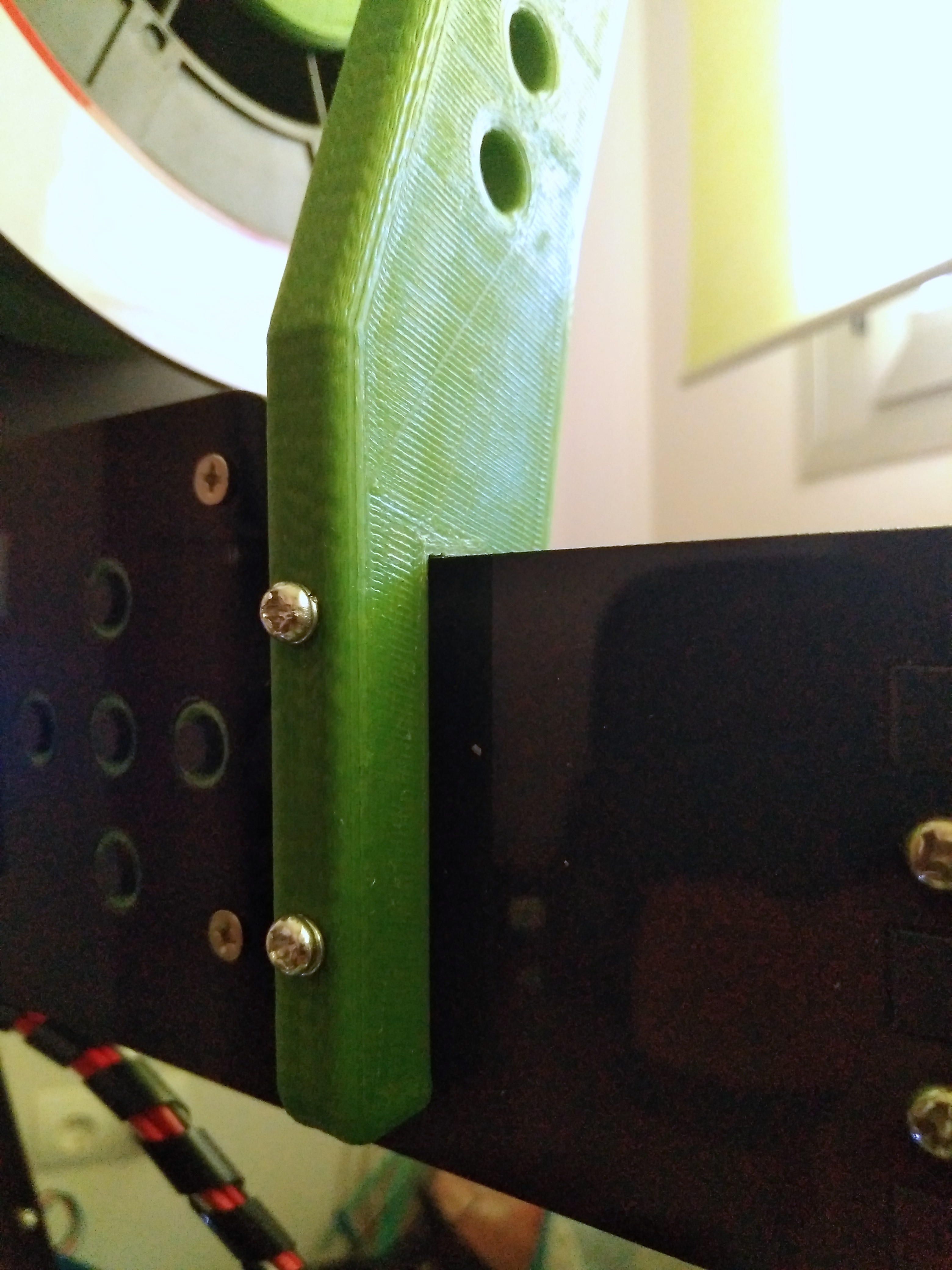 Another spool holder