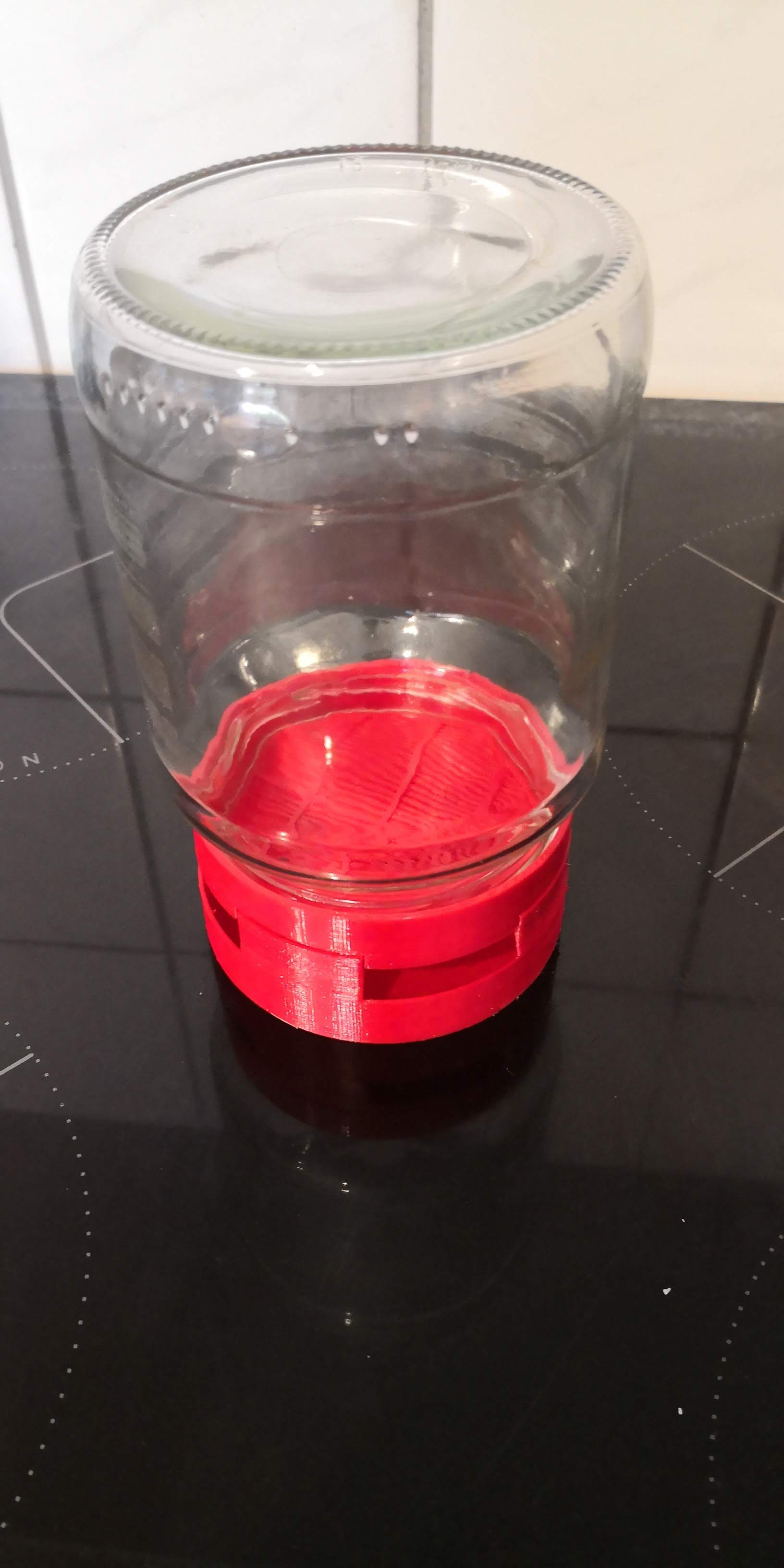 Twist Off glass sprouter for microgreens