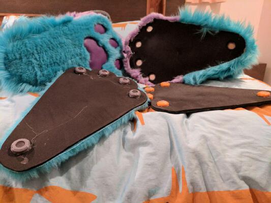 Fursuit (and costume) feet magnet holders | 3d print model