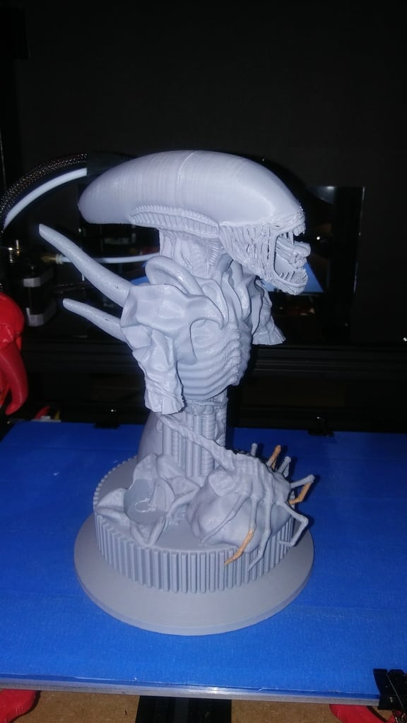 Alien Bust