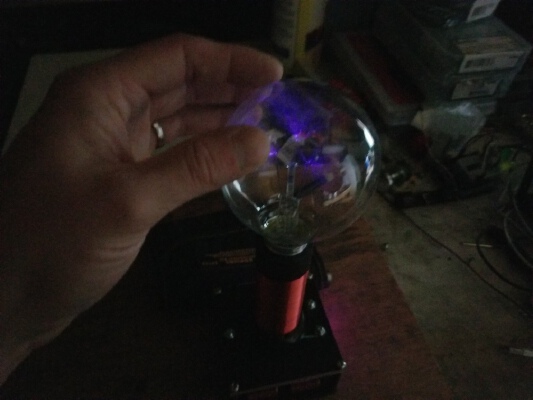 Tesla Coil 3D Printed - Desktop 2 x AA | 3d print model