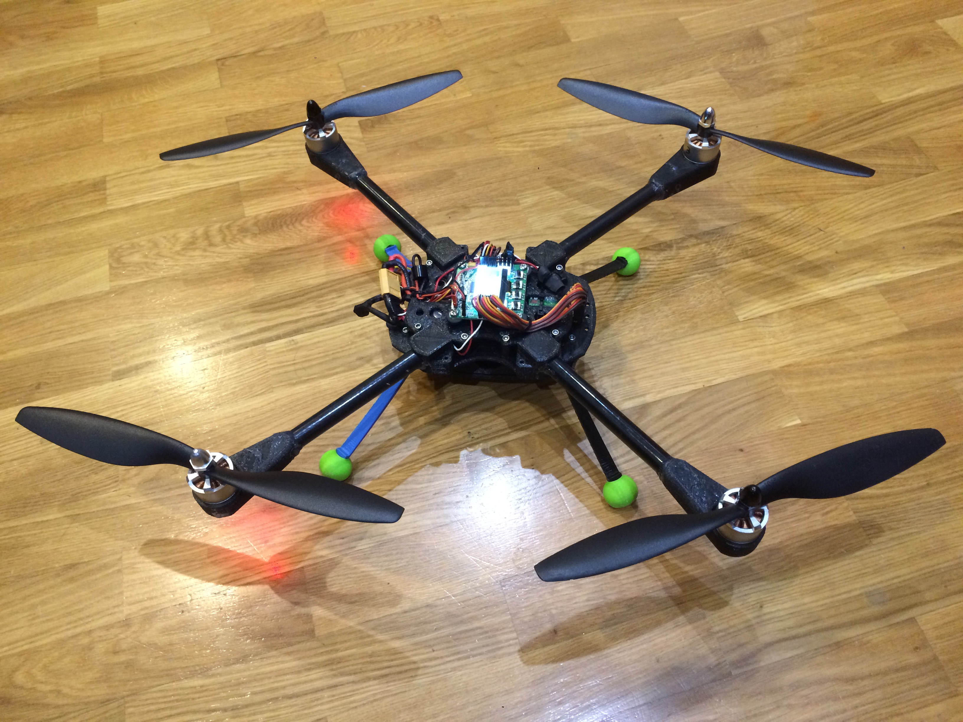 Drone cuadricoptero