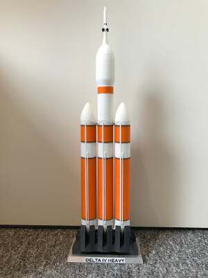 Delta IV Heavy with Orion exploration flight test 1 | 3d print model