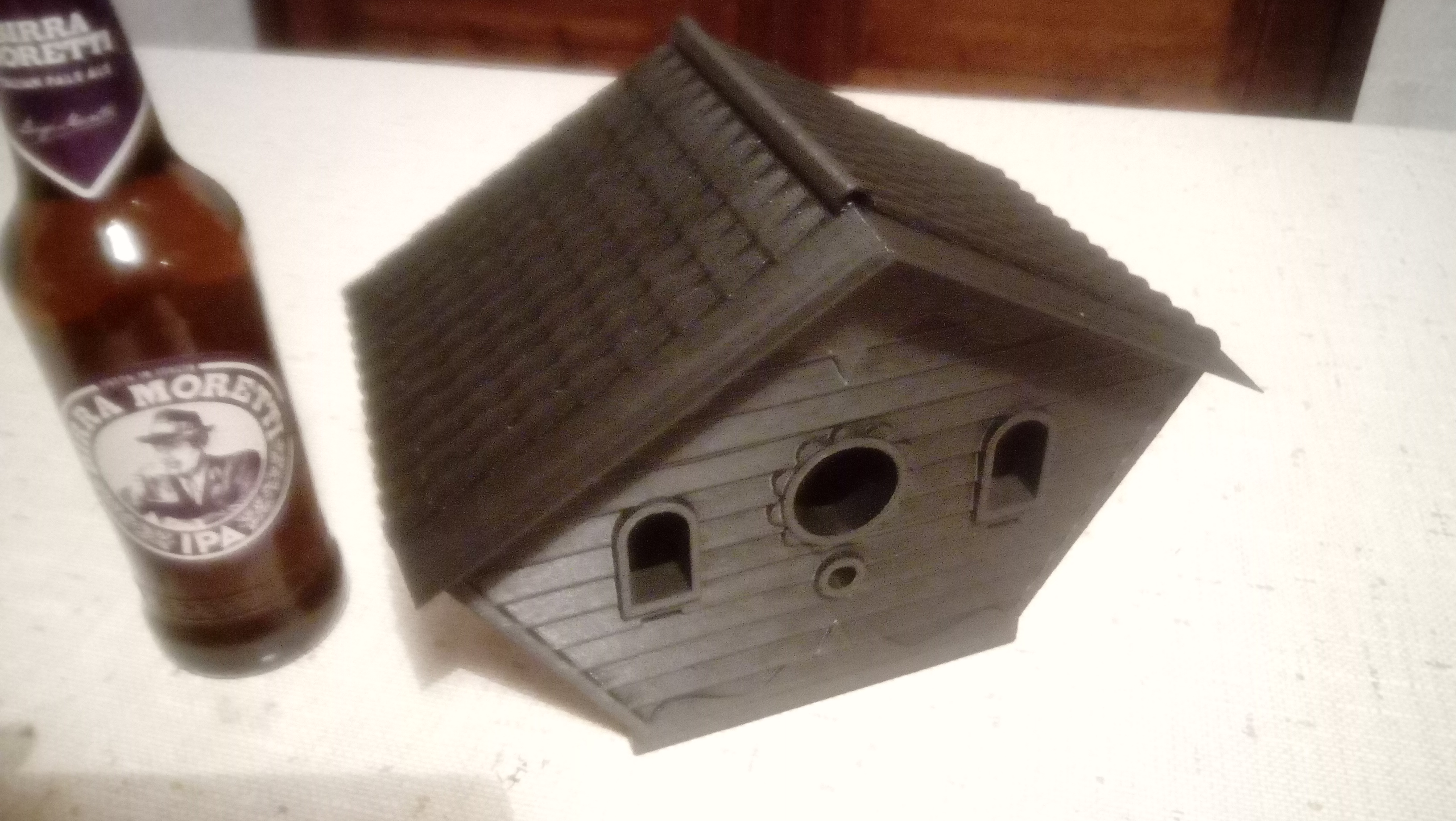 Chalet Bird House feeder