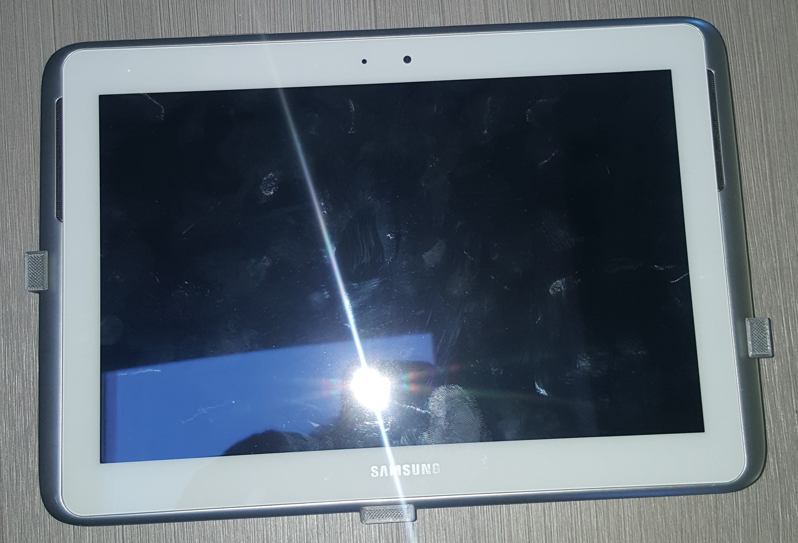 Universal Tablet Mount for Vesa 75