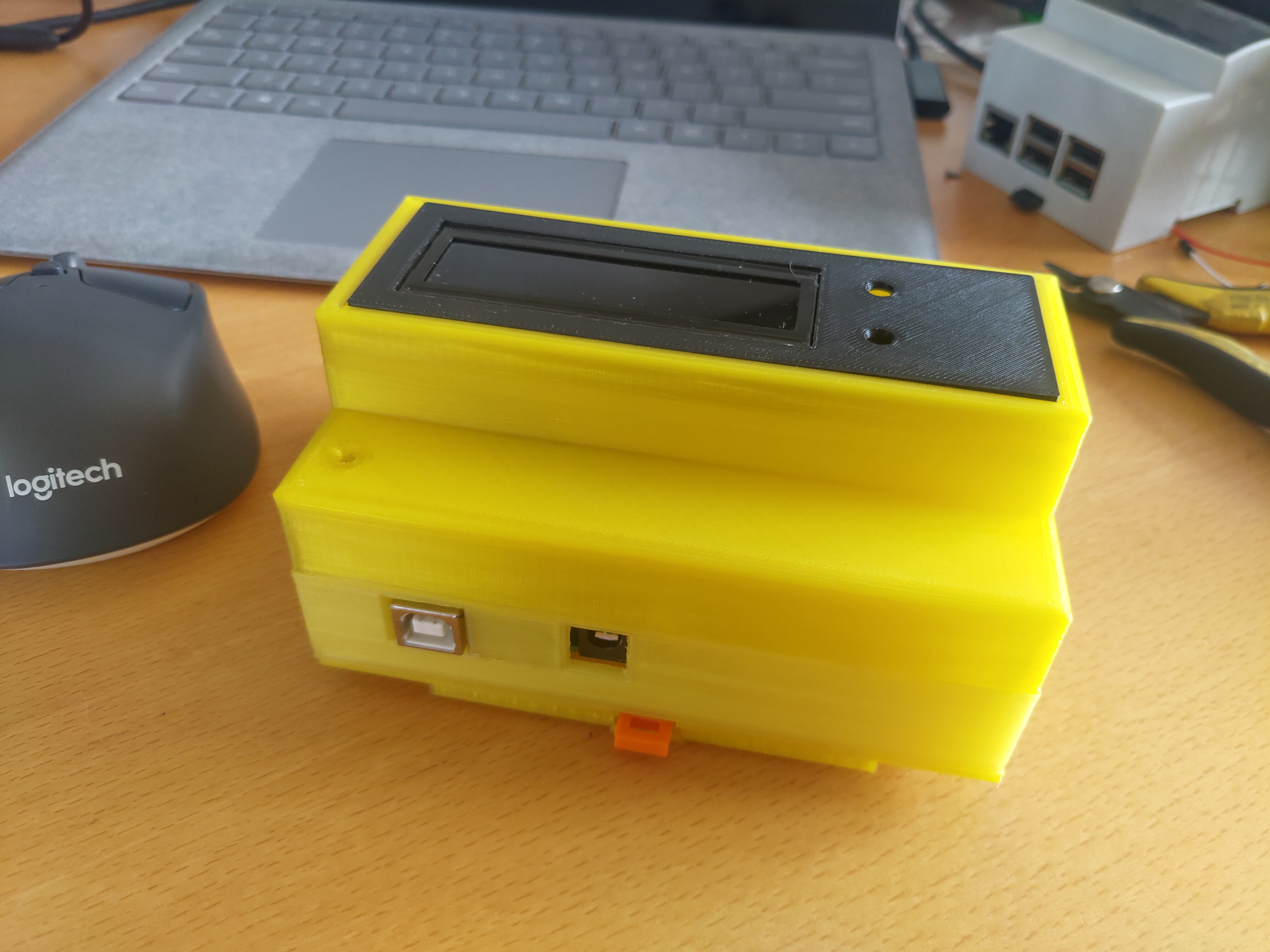 Arduino DIN case