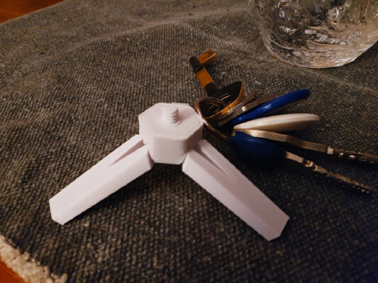 Keychain camera tripod | 3d print model