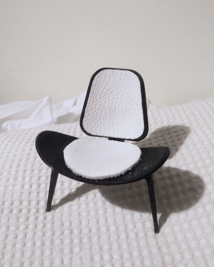 Shell Chair