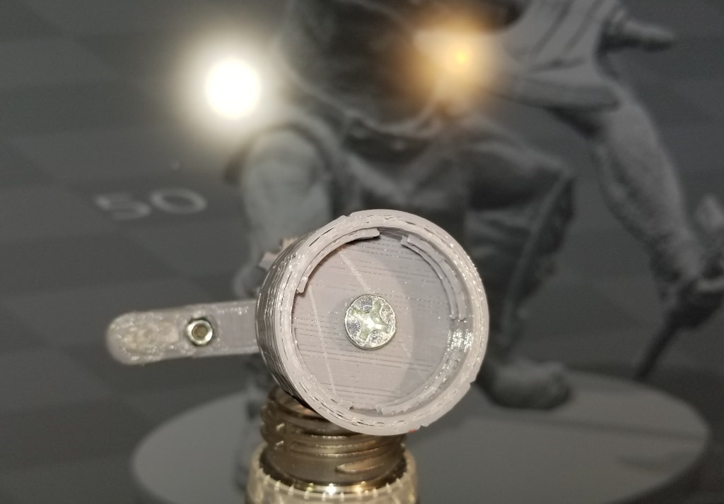 Ball Head Mini Painting Stand - Bottle cap