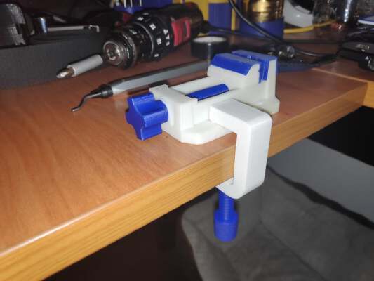 Desktop vise with clamp | 3d print model