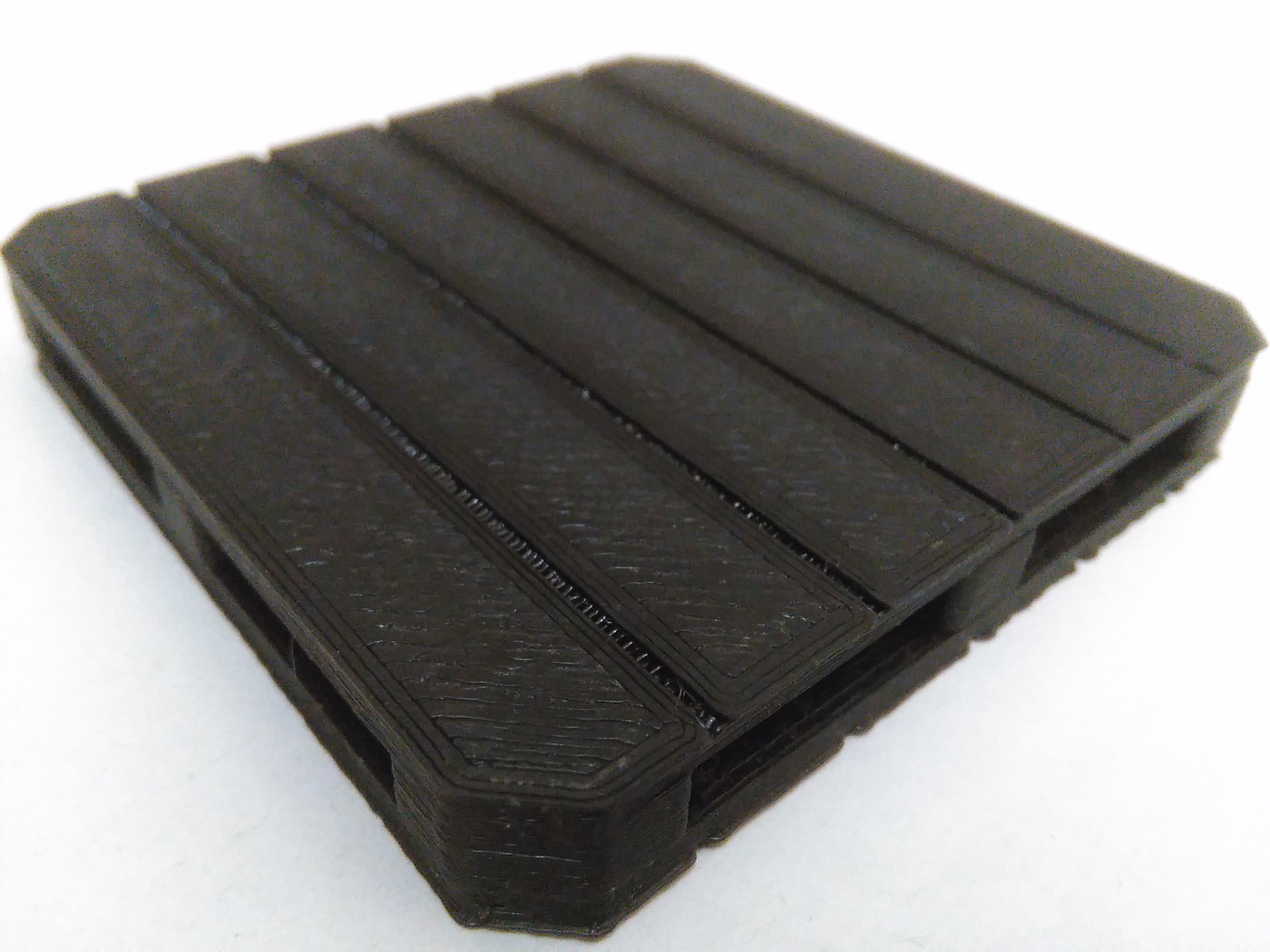Pallet for toy forklift