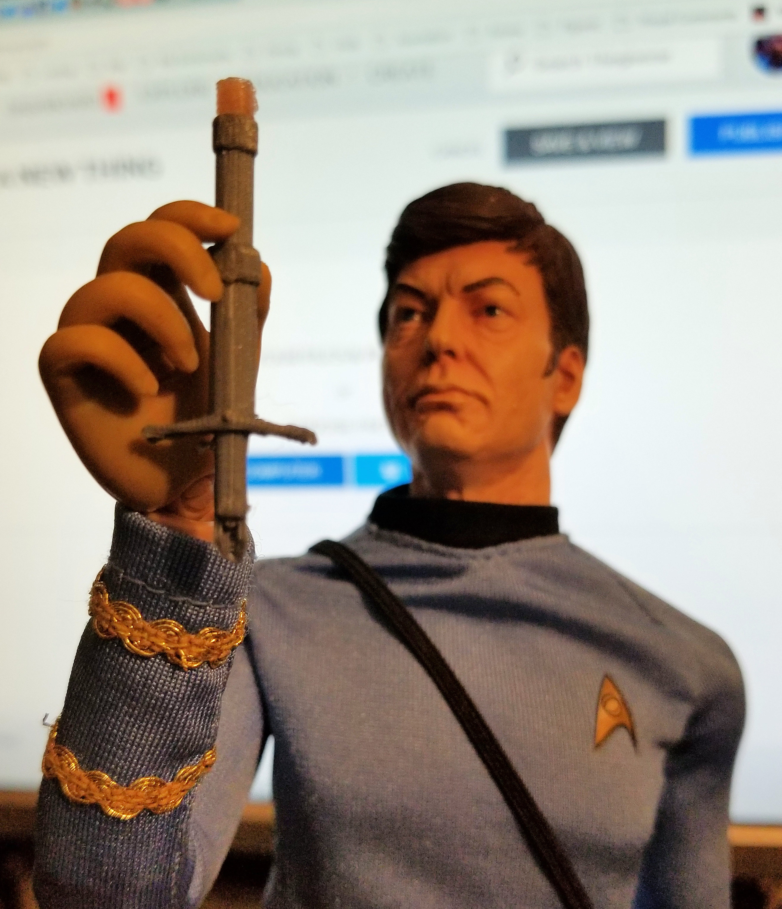 Star Trek TOS Dr. McCoy's Hypospray for 1:6 scale action figures