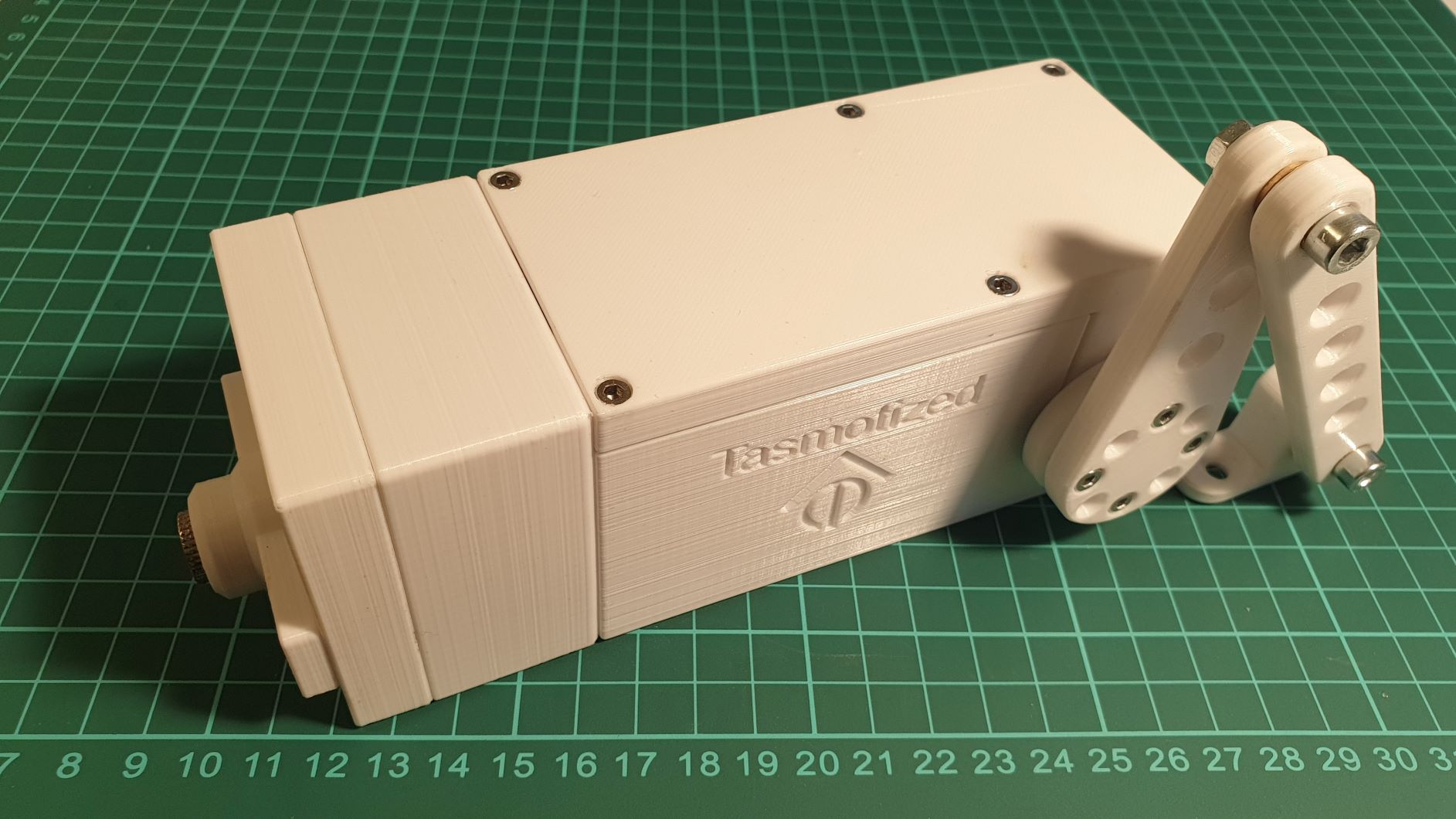 ce335e49-58c1-45fd-b203-ce6d704e6ea8