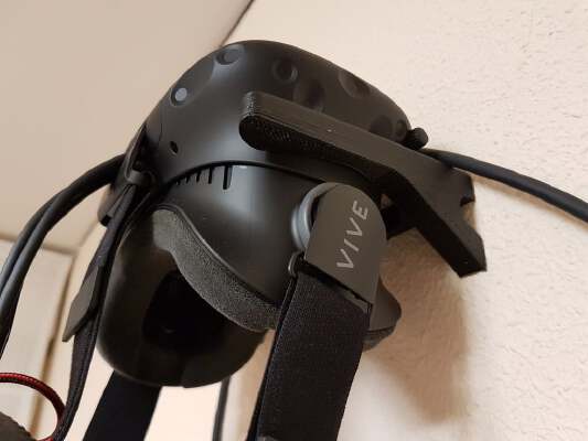 2-parts of the remix of HTC Vive HMD Minimalist Wall Mount | 3d print model