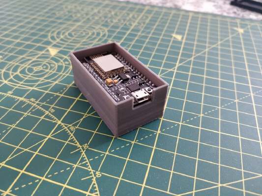 NodeMCU Amica ESP-8266 and DHT22 case | 3d print model