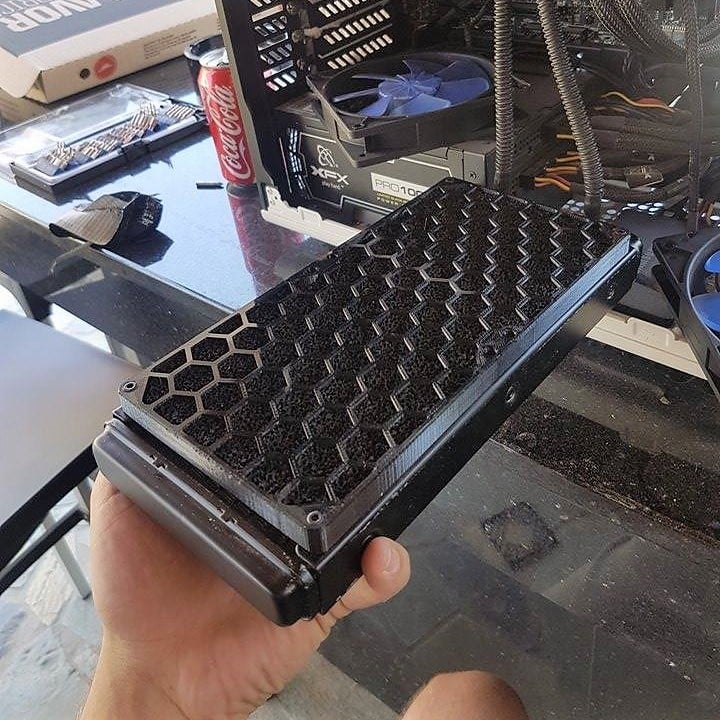 Honeycomb PC Grill