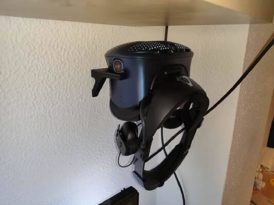 HTC Vive COSMOS Minimalist Wall Mount | 3d print model