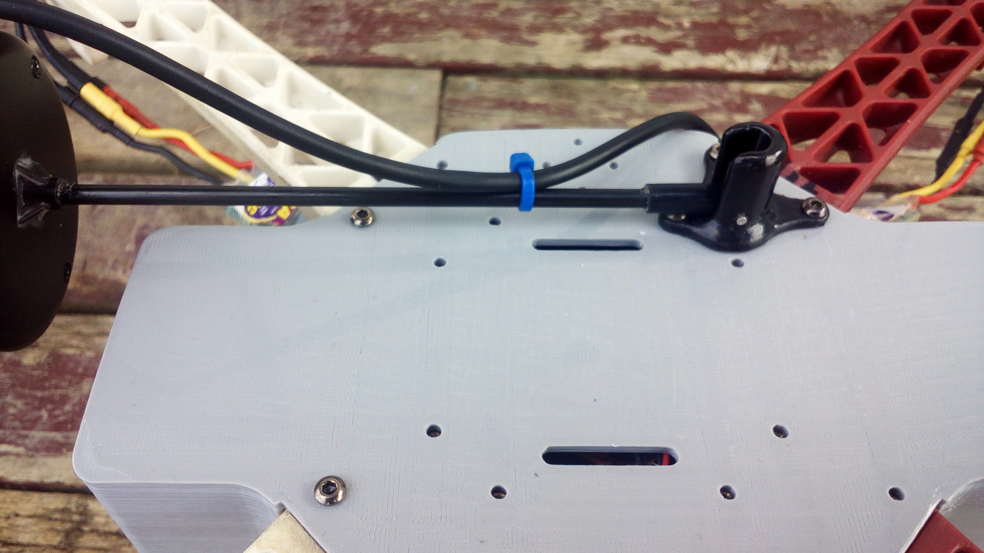 Folding GPS mount