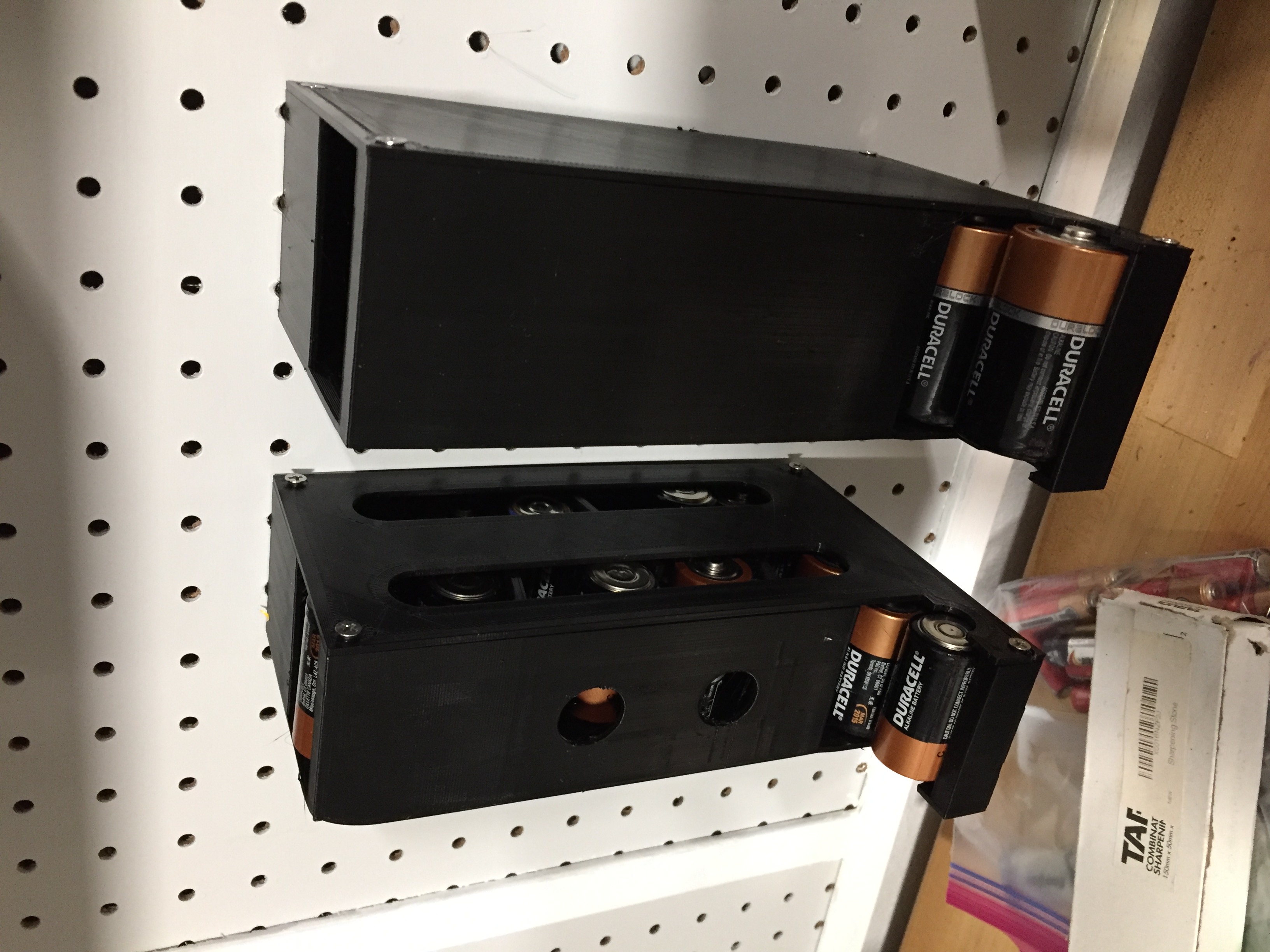 C size battery storage dispenser for pegboard