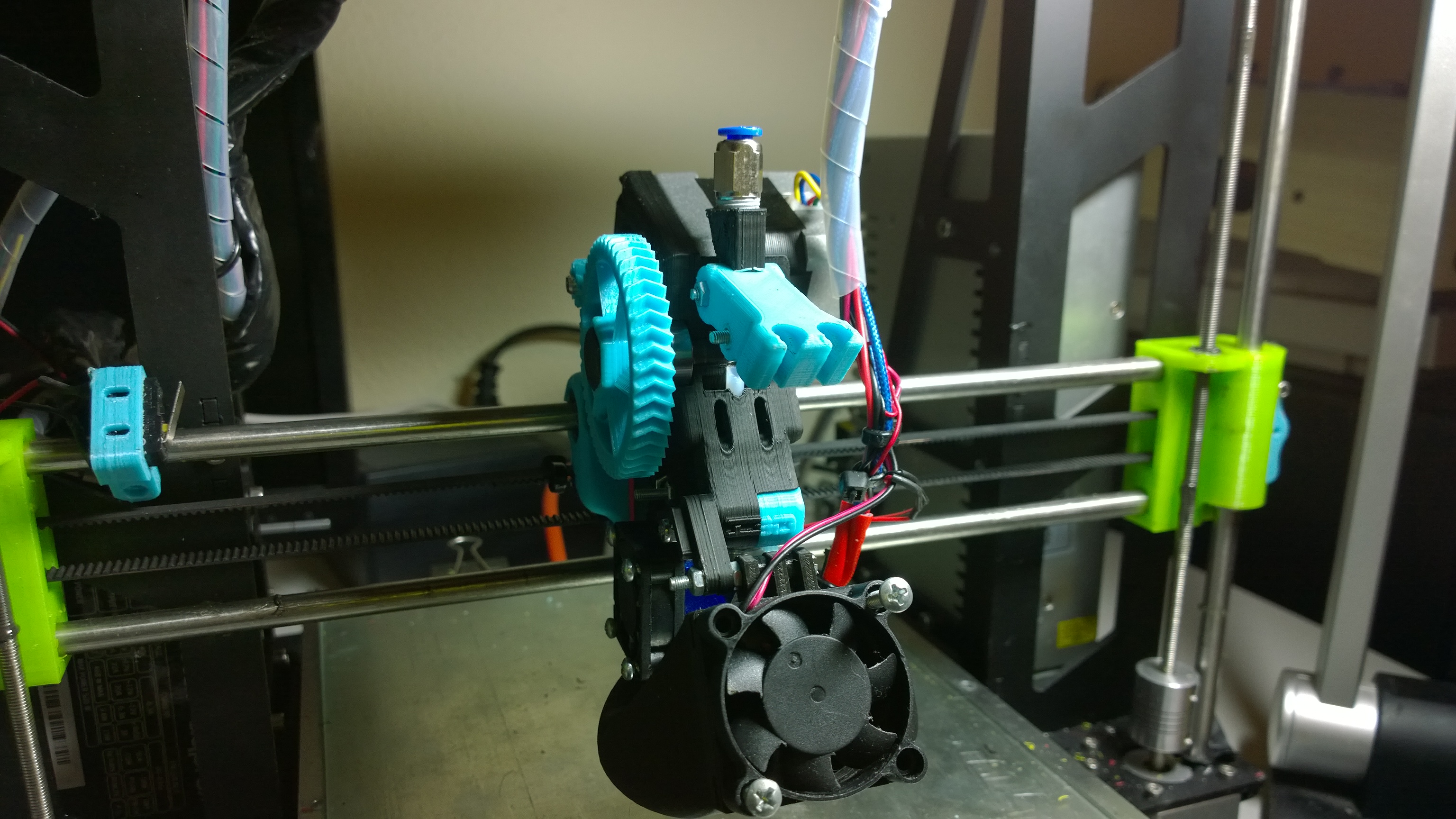297dc410-d80d-4d46-b62c-fc4d0d5b828c
