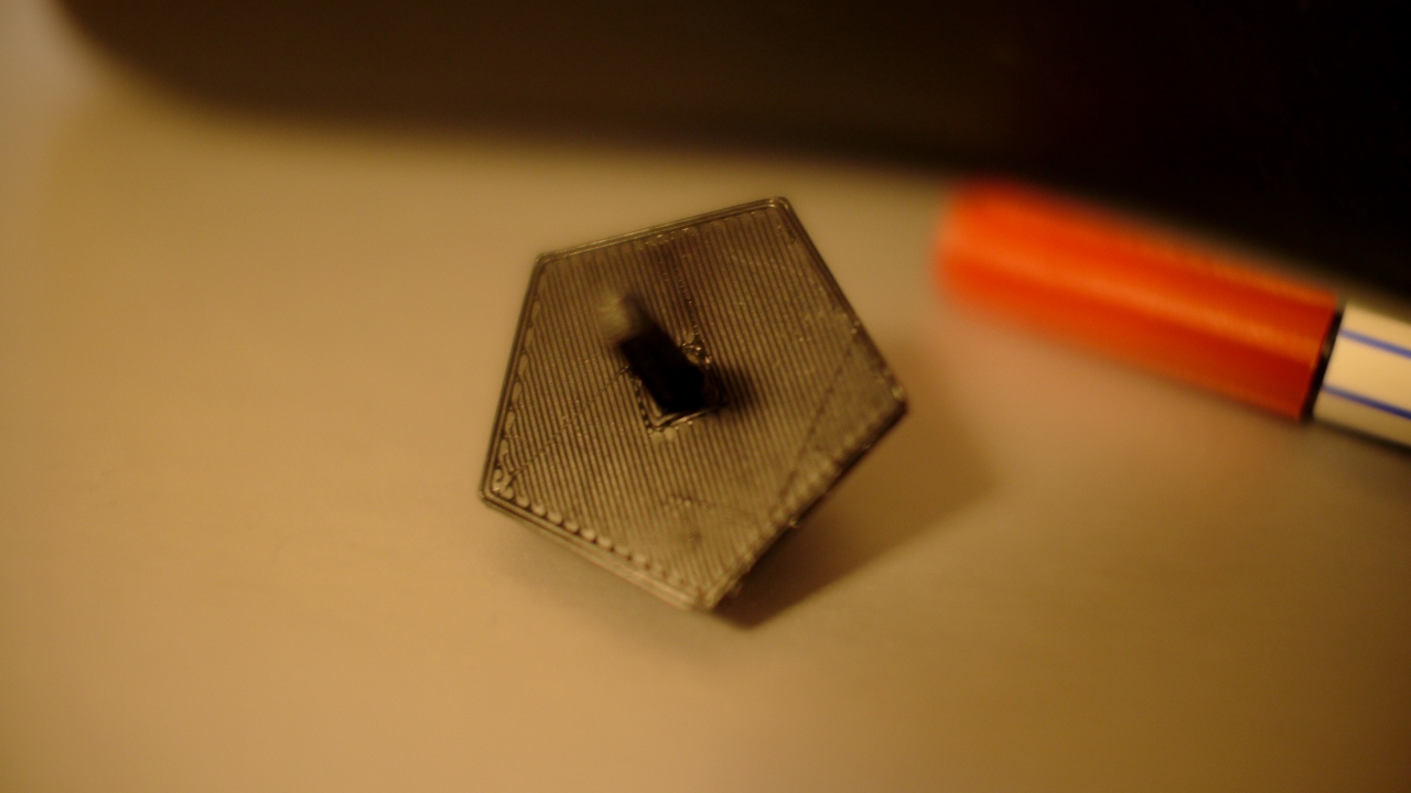 Customizable Spinning top and dice replacement
