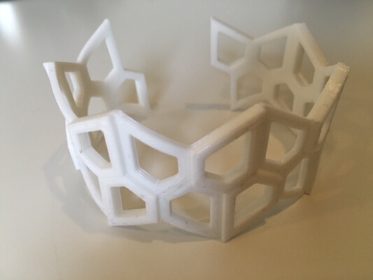 Kershner Polygon Thermaform Bracelet | 3d print model