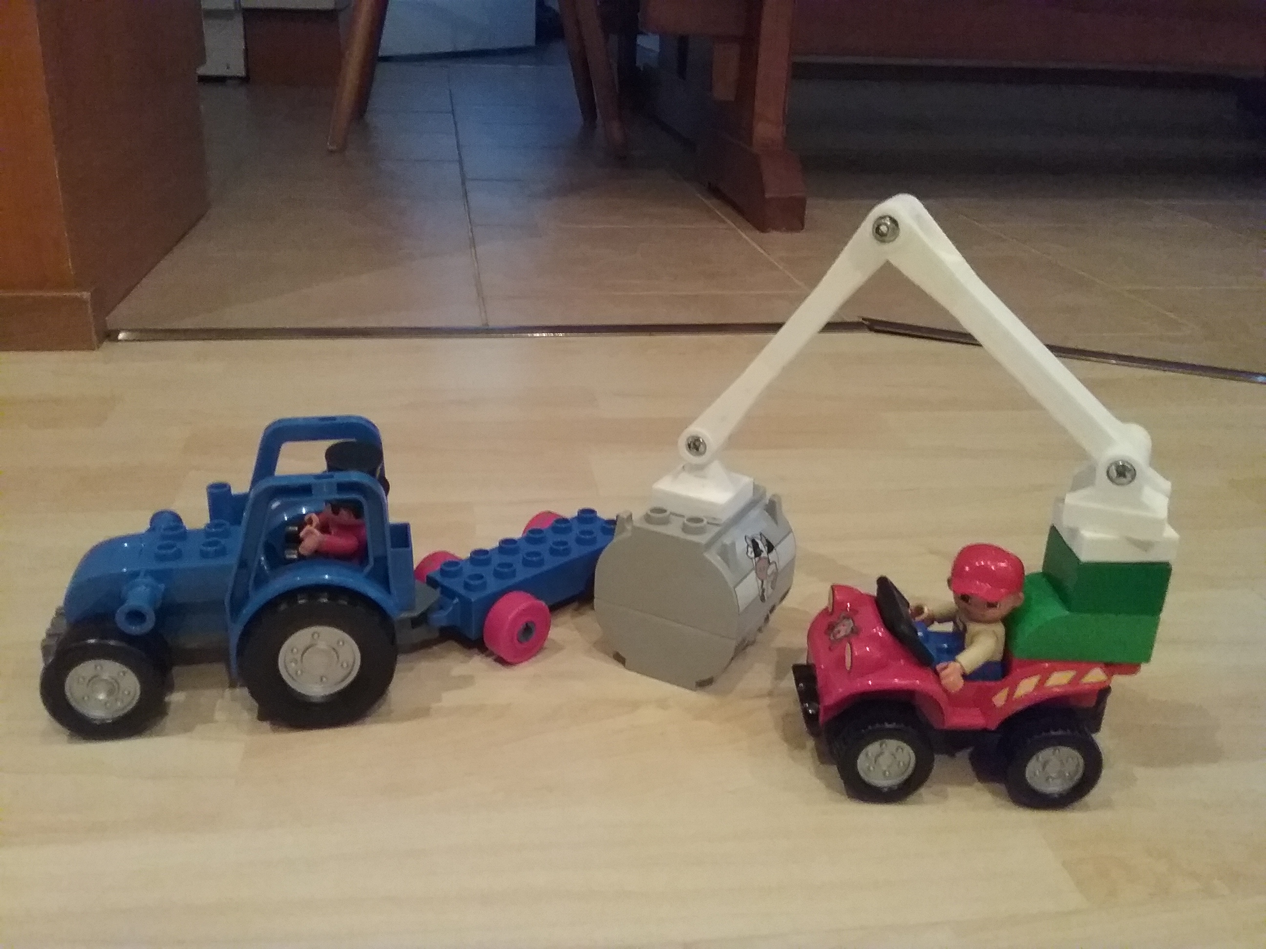 Duplo compatible crane