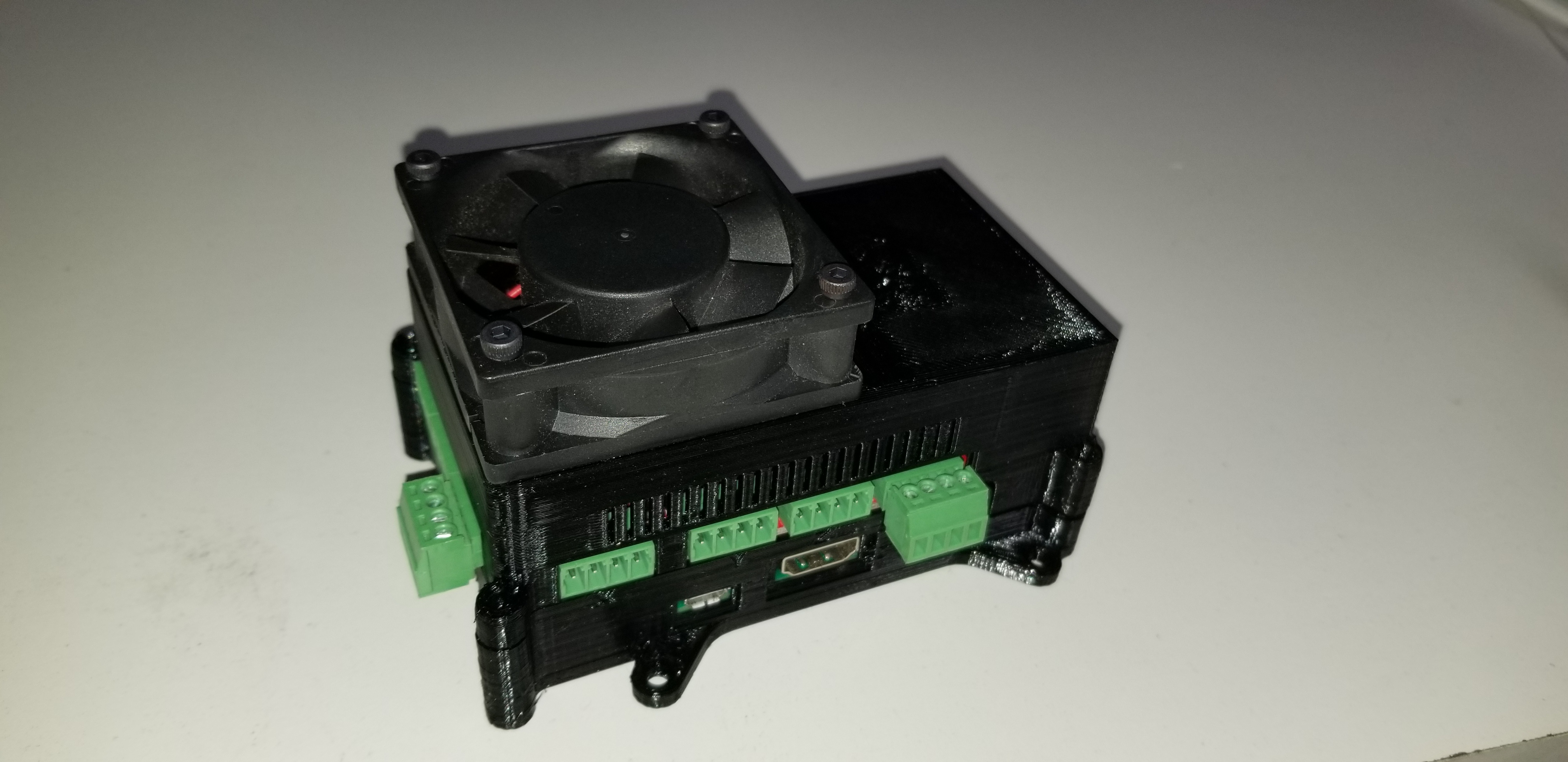 8abfb8c5-3d9d-4e93-b4af-f7cc2604484c
