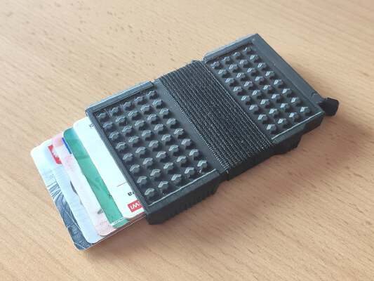 Slim Credit Card Wallet with Strap for up to 8 Cards | 3d print model