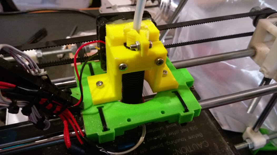 Ubis Hotend mount with bowden adapter