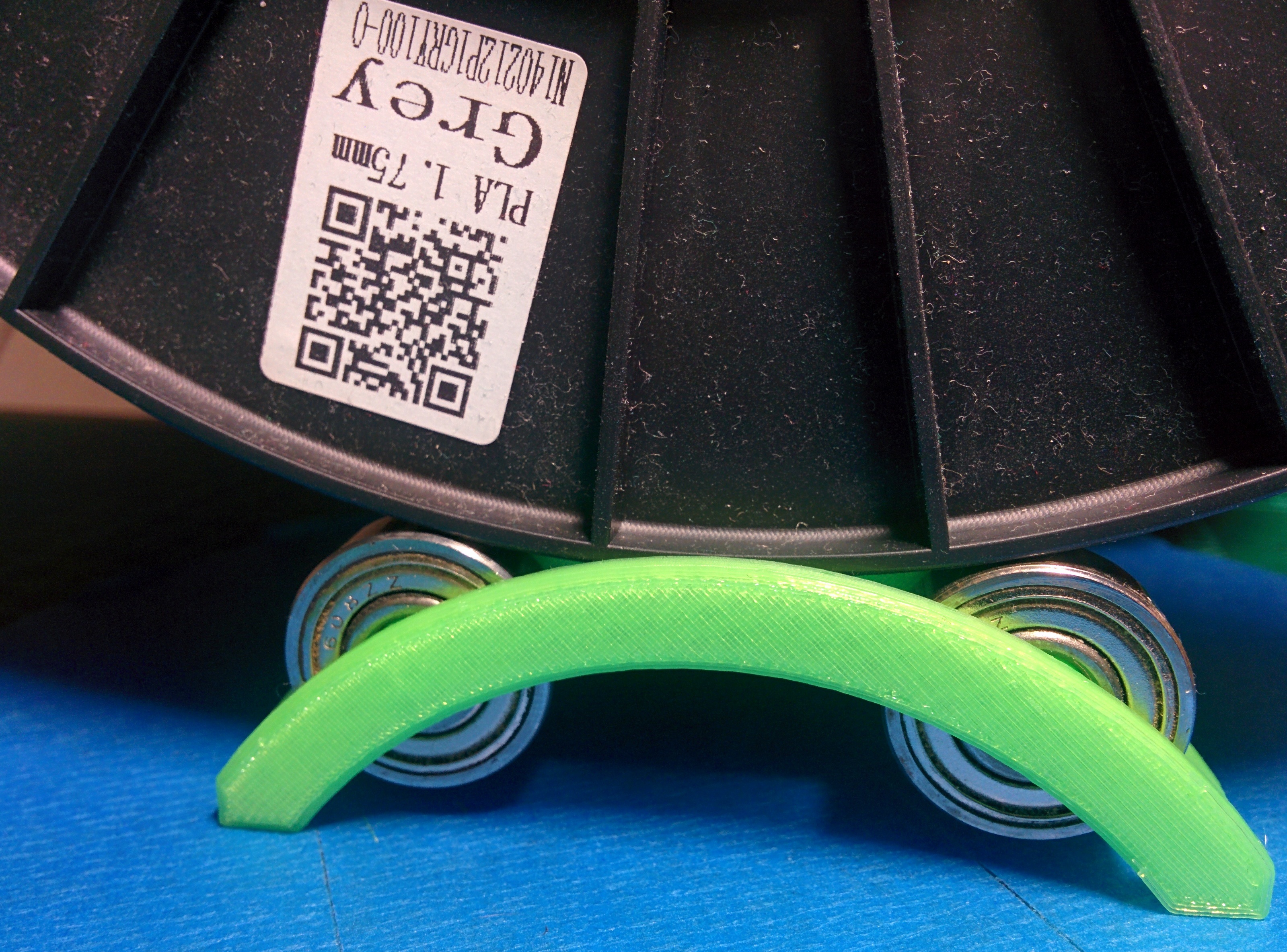 409a5f5d-a215-4b43-816a-d27e7b6f8883