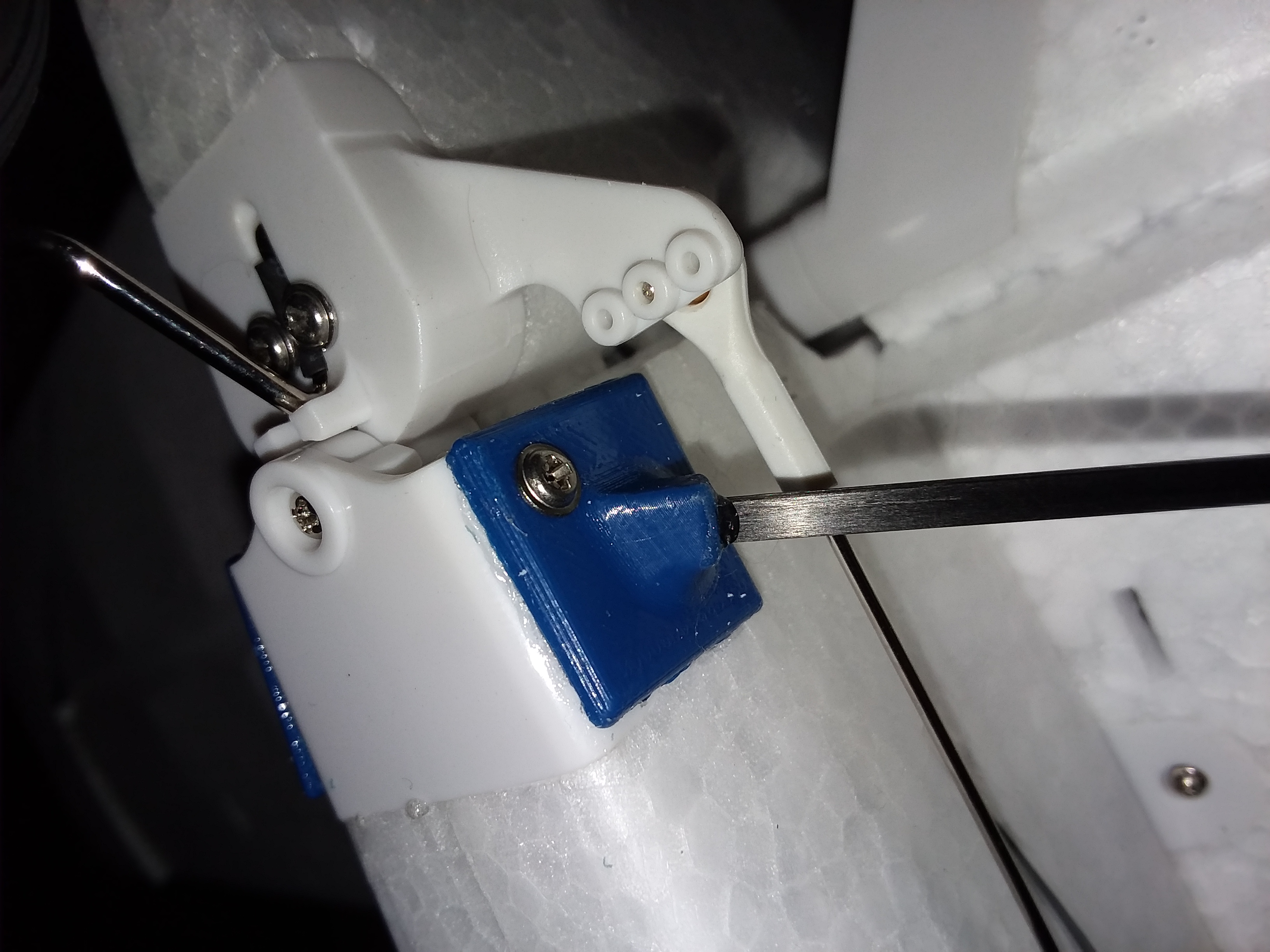 Durafly Tundra RC Airplane Tail Strut Supports