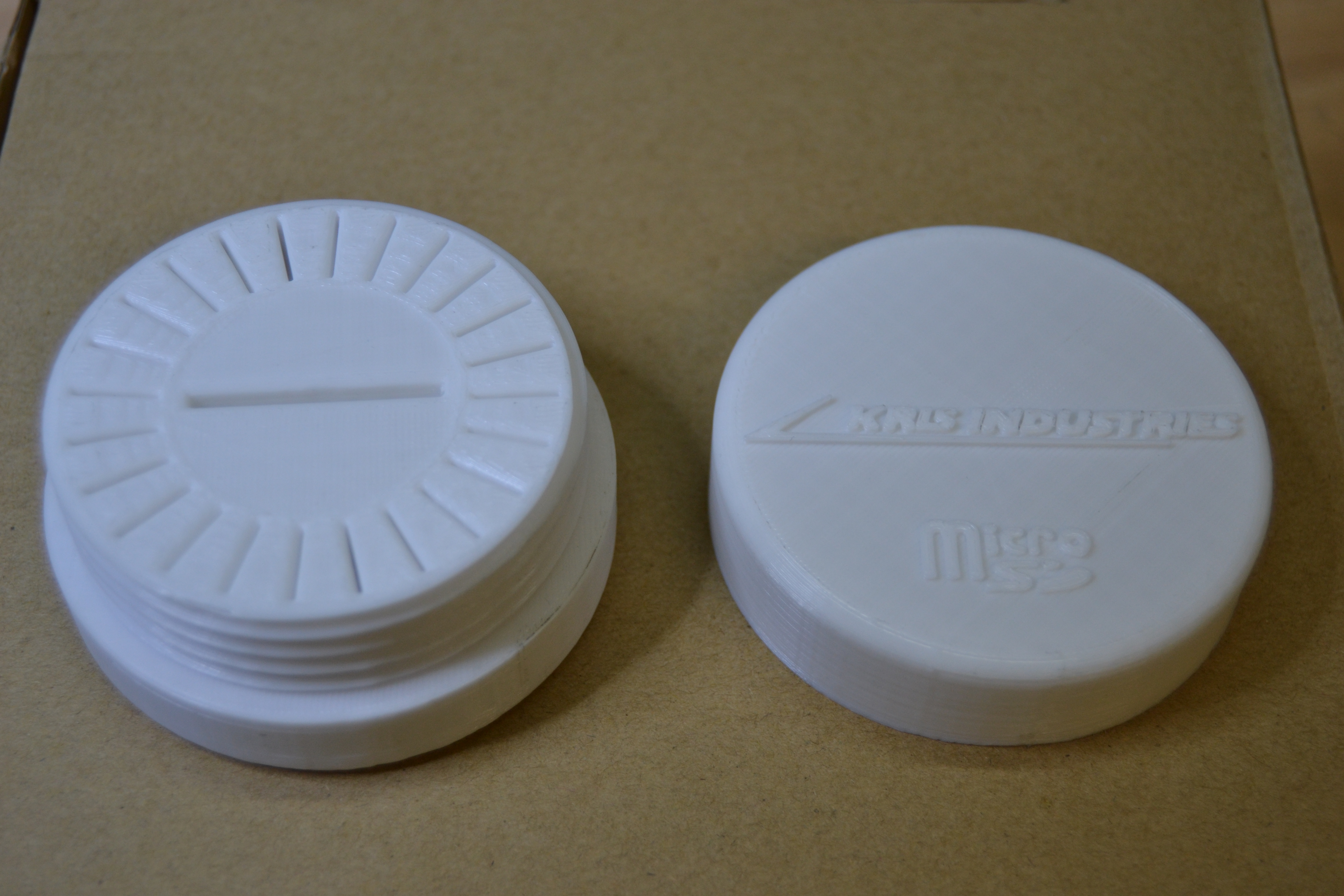 Boîte de rangement Micro SD + Adaptateur SD