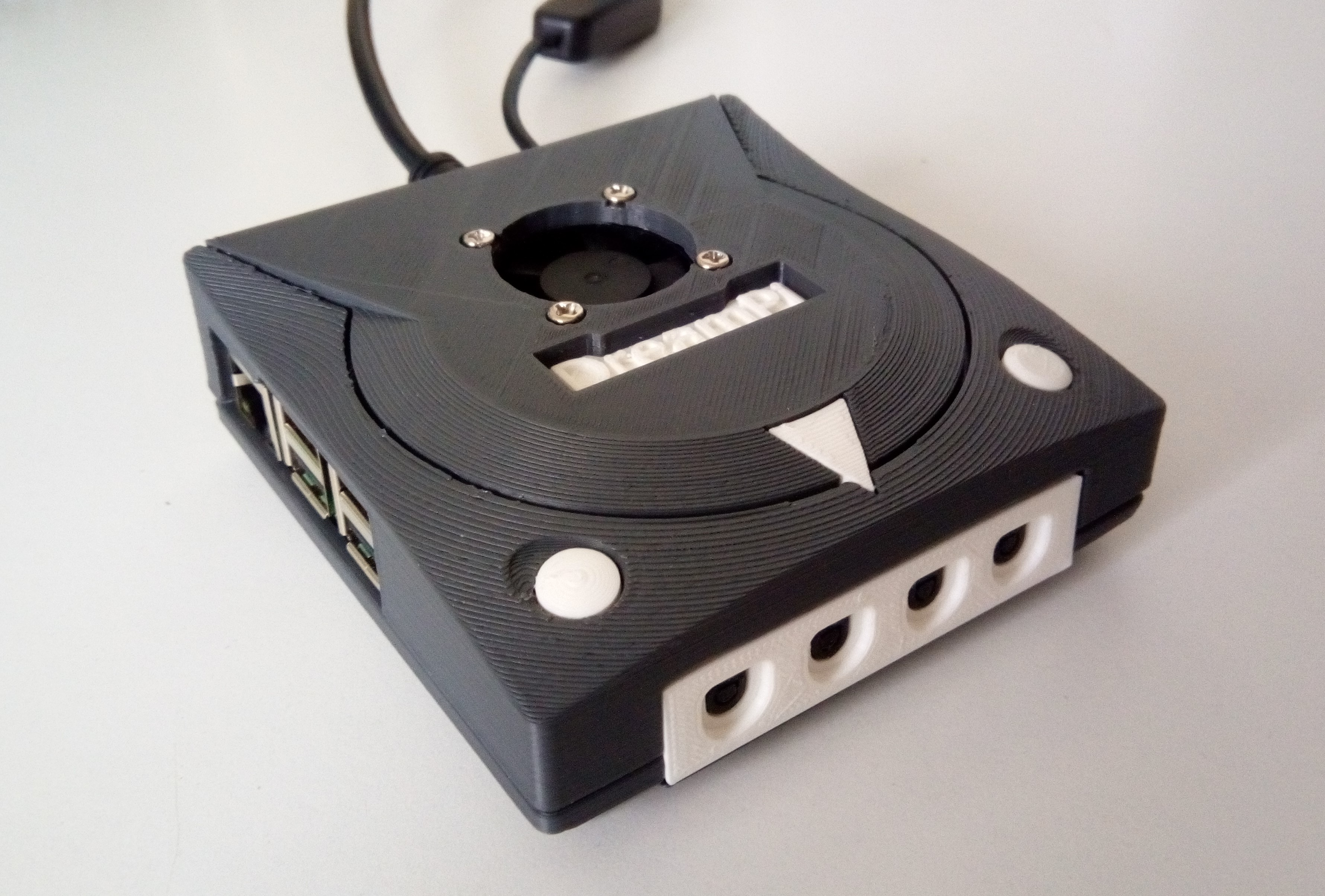 DreamPi -  Raspberry Pi B+ _ 2 _ 3 Case With Cooling Fan