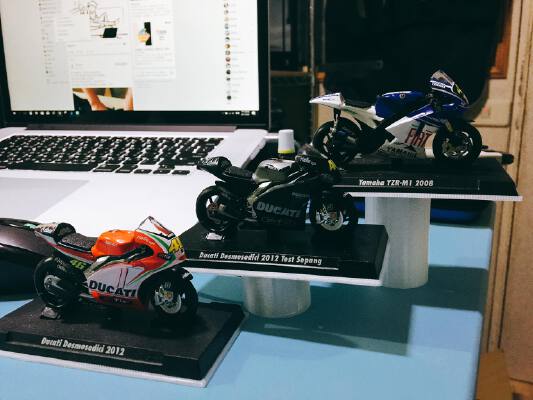 7-11 send rossi model car was rack | 3d print model