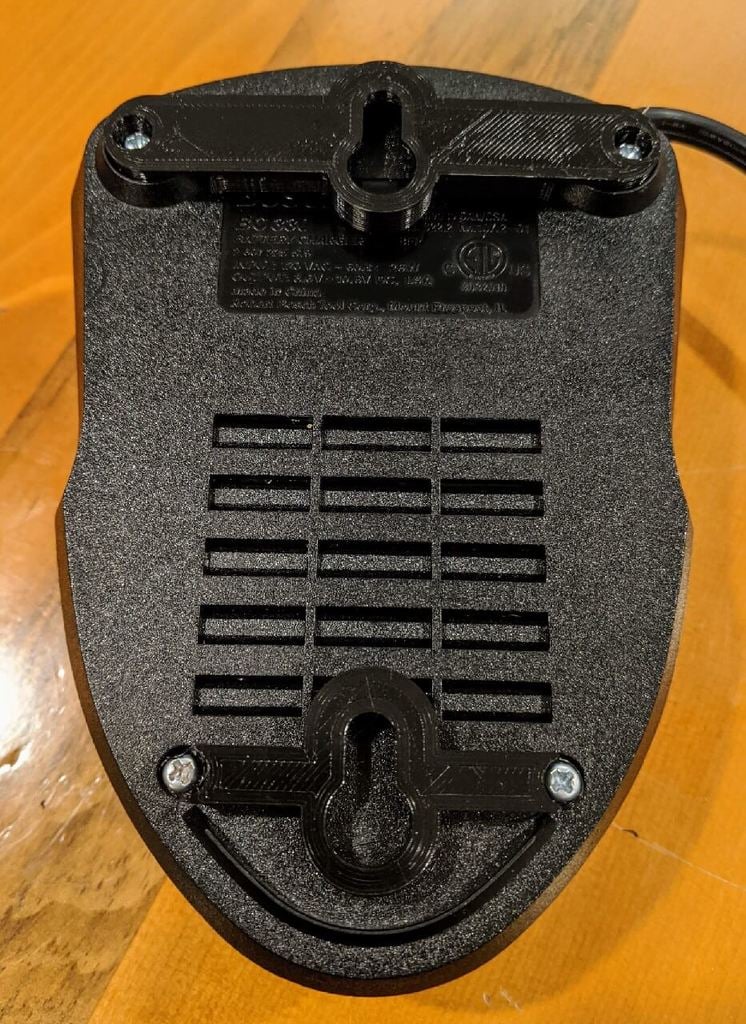 Bosch 12v charger wall mount BC330