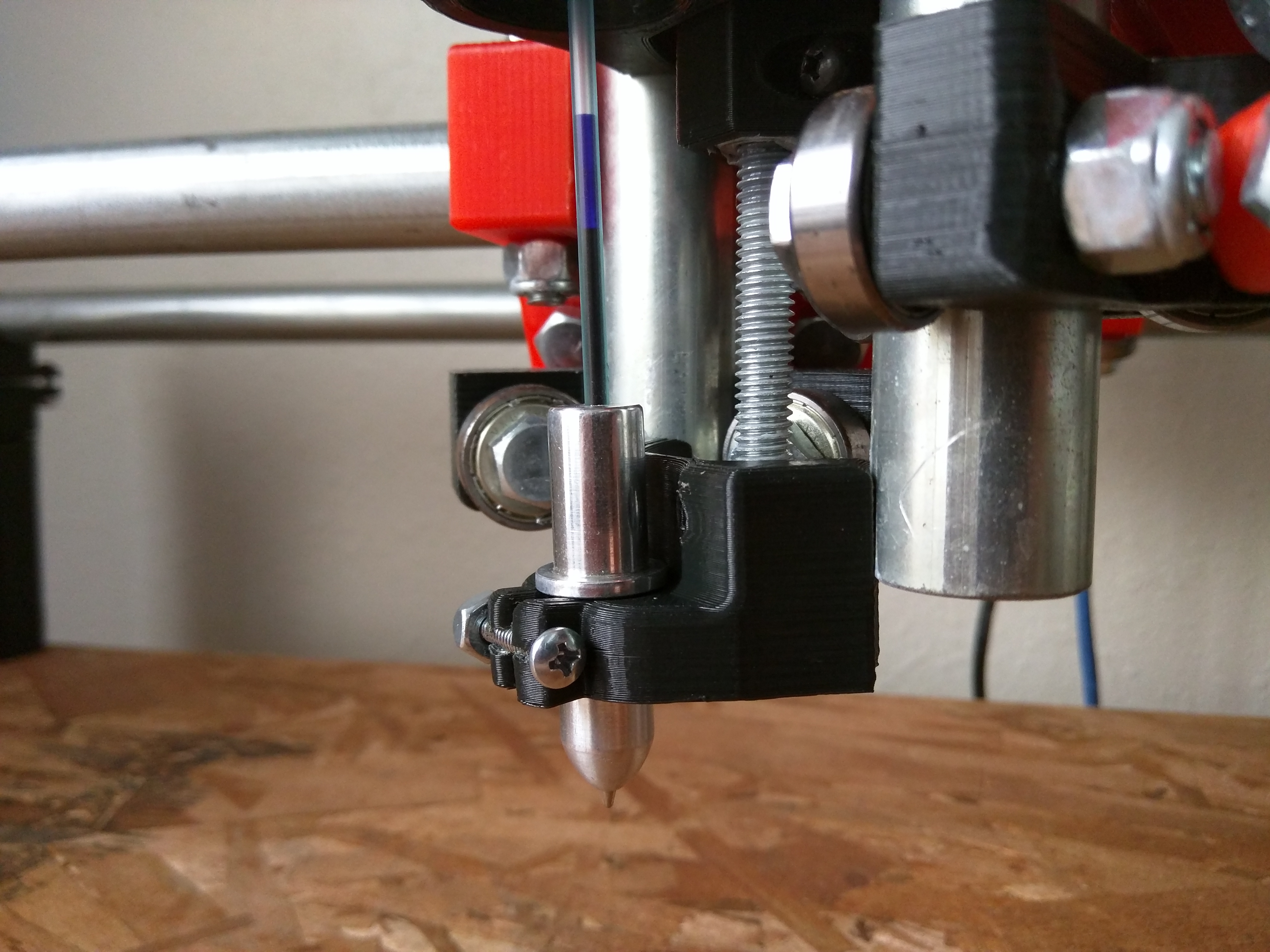 -old- Mostly Printed CNC -Add On- Drag knife_Pen mount