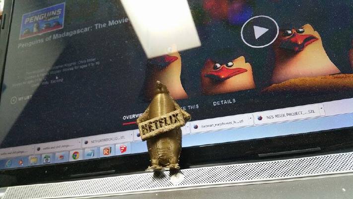 NETFLIX and Chill Penguin | 3d print model