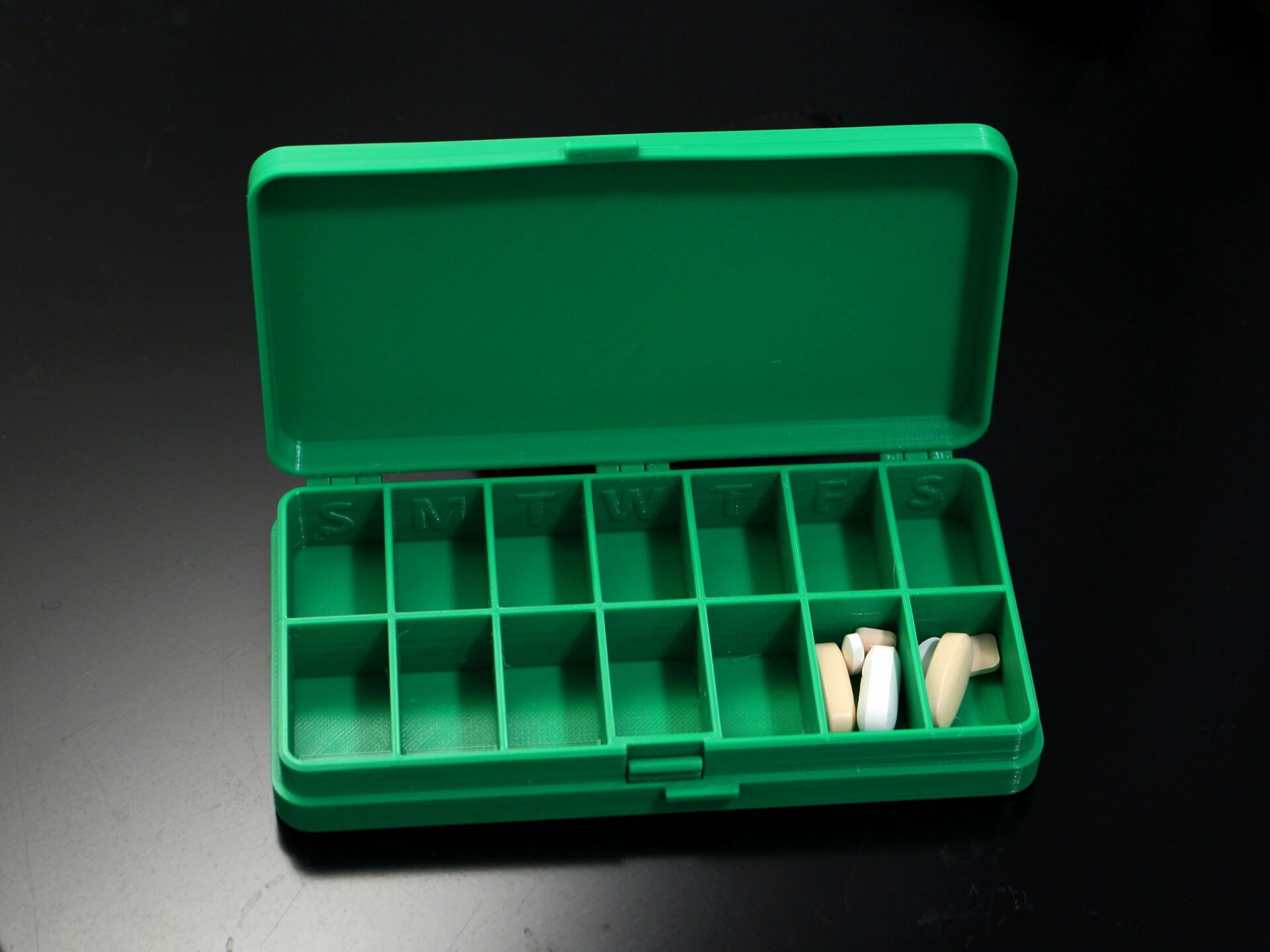 Larger weekly pill box