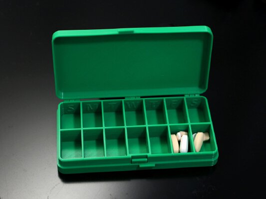 Larger weekly pill box | 3d print model
