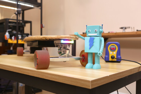 NeoPixel LED Truck Riser for Skateboard Longboard | 3d print model