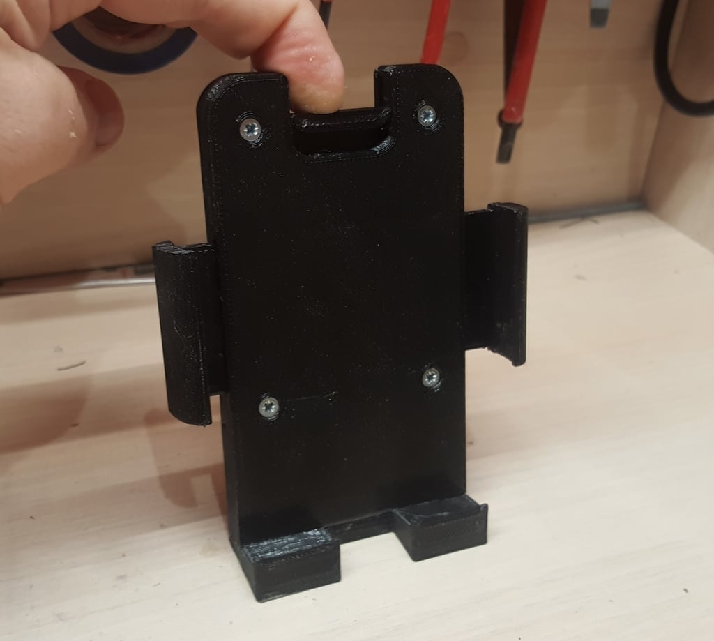 Universal Phone Holder (portrait)