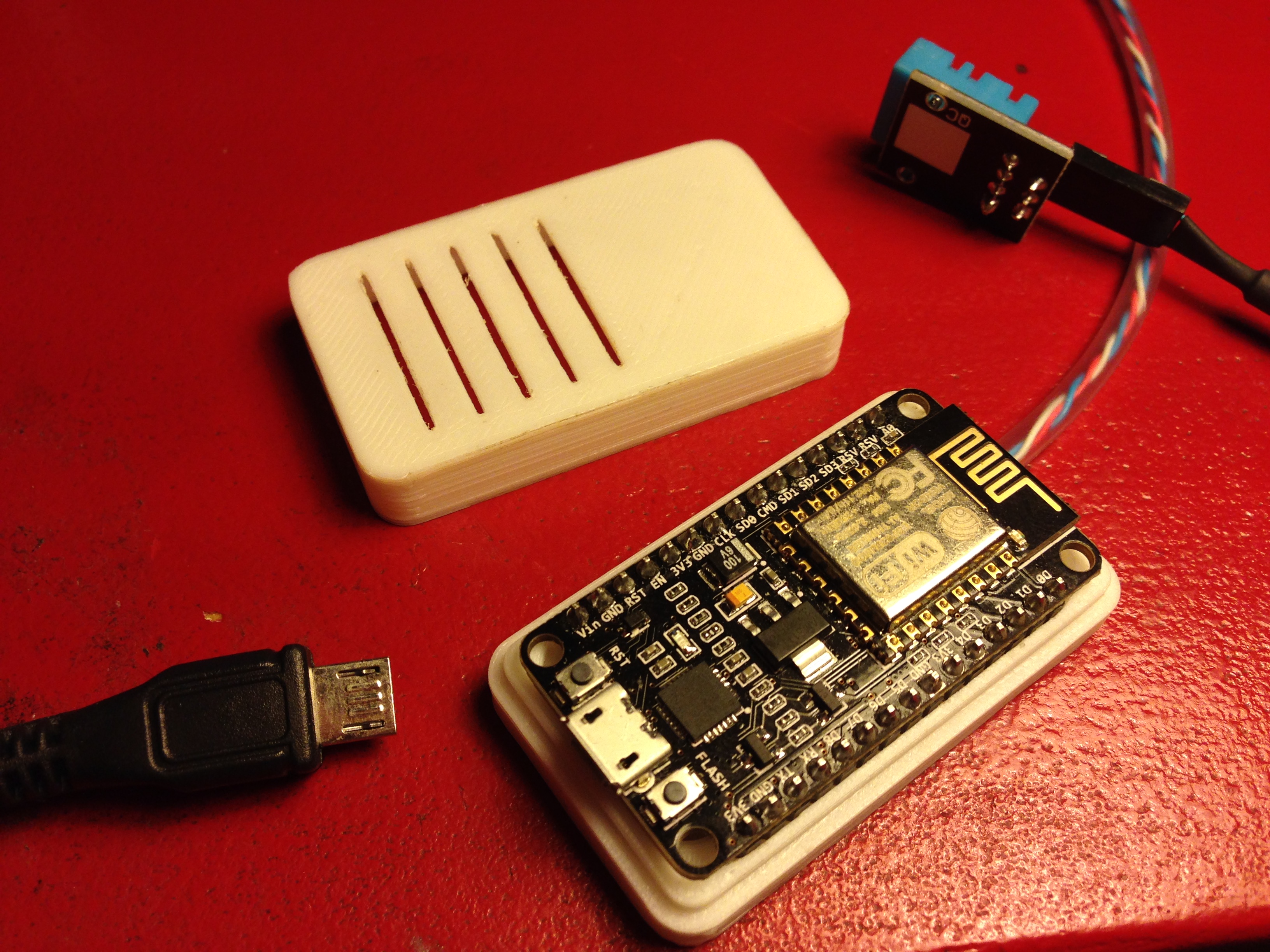 caja nodemcu 1.0