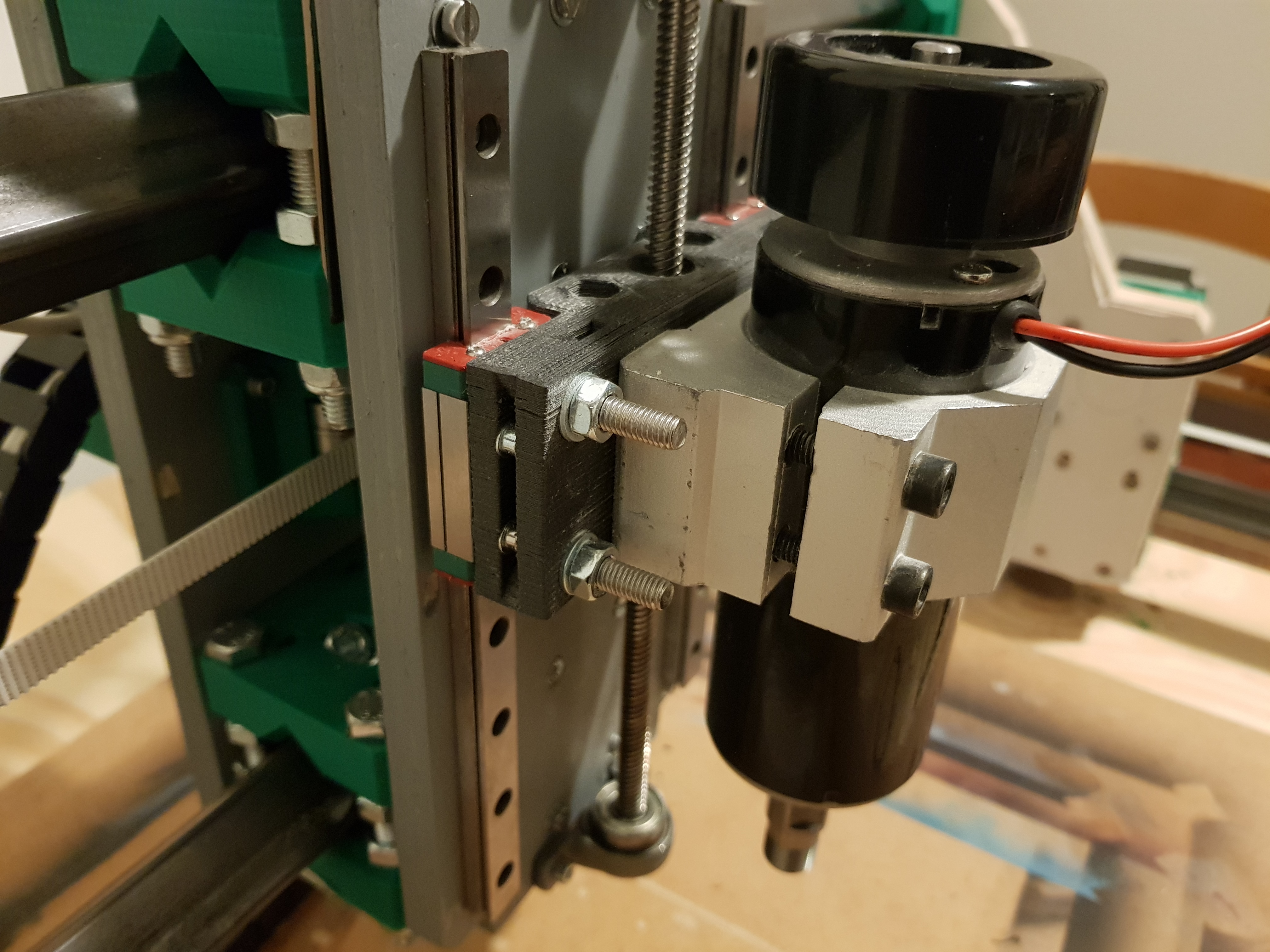 Easy exchange tool holder plates for Root CNC 3