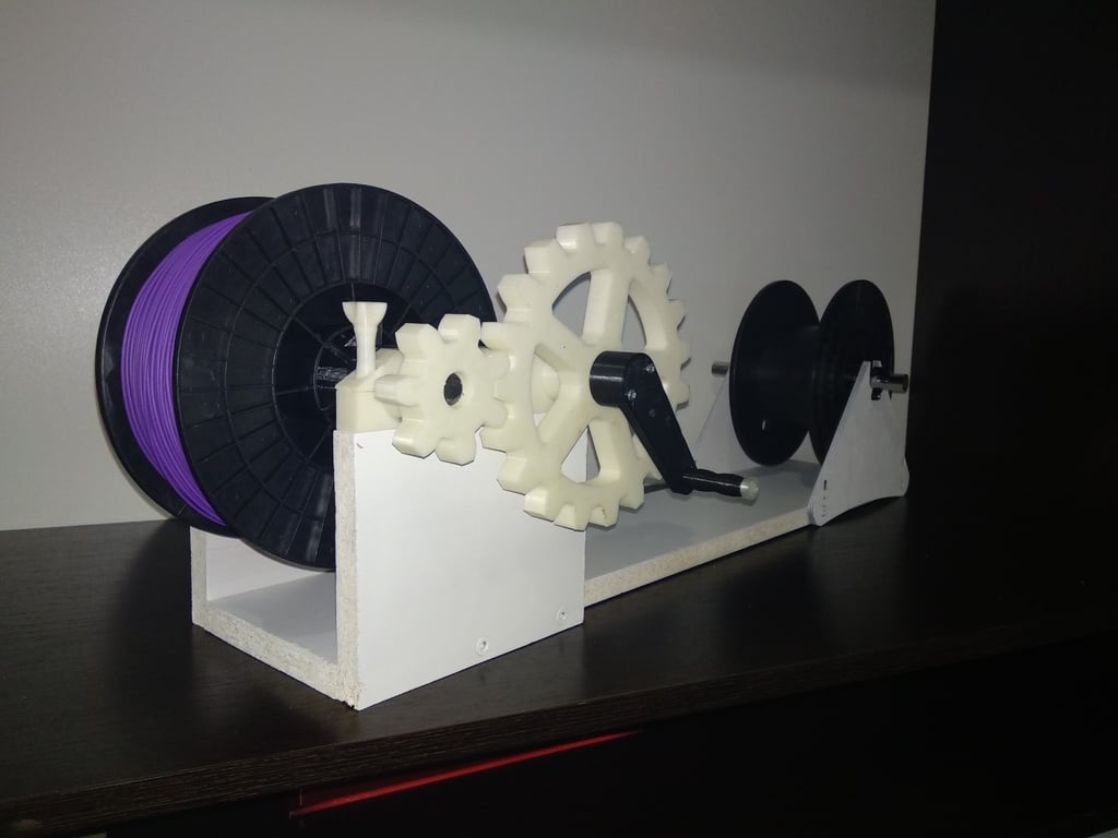 The self-made machine for winding of plastic in the 3D printing!