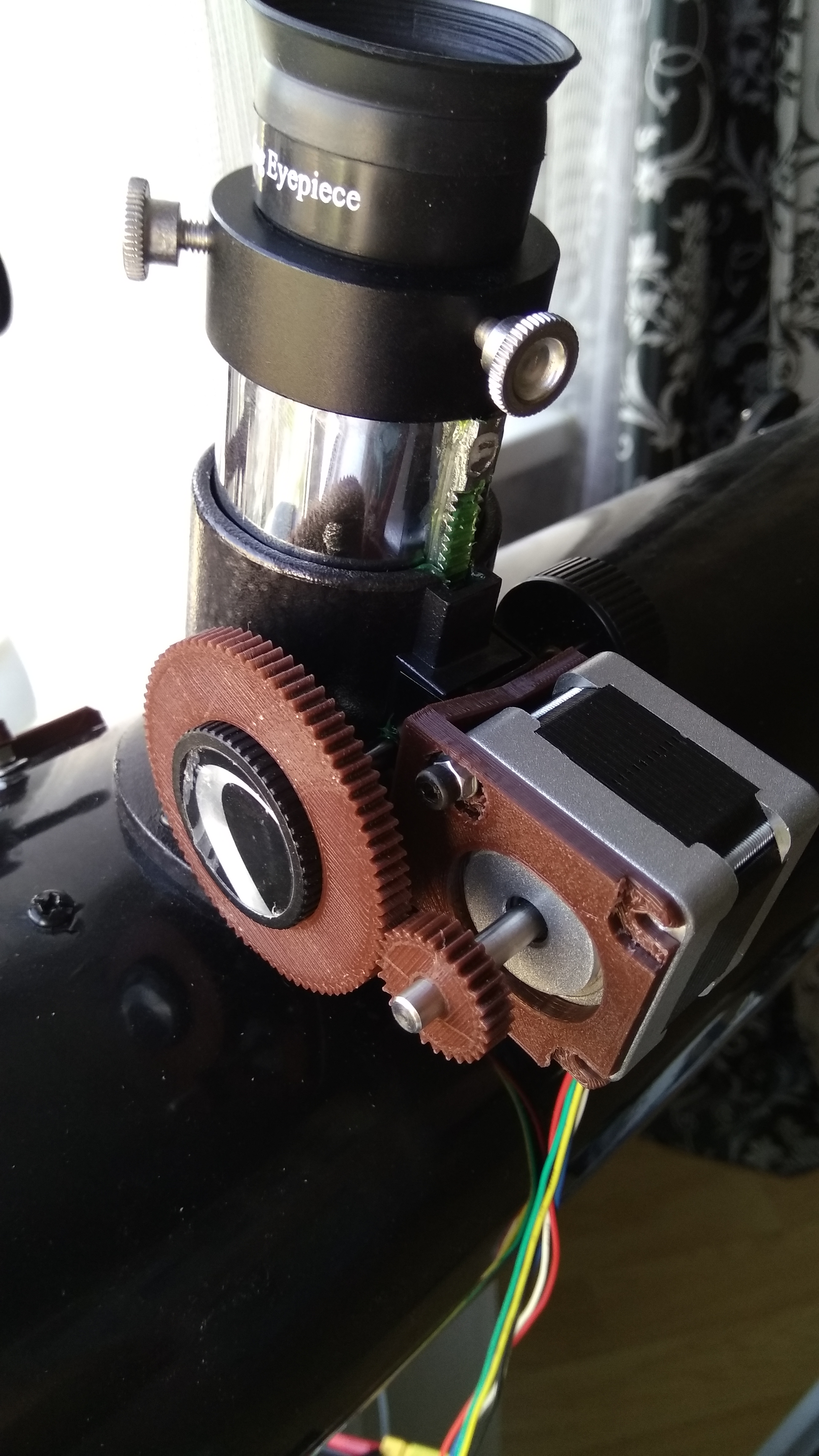 motor focuser for celestron 114eq